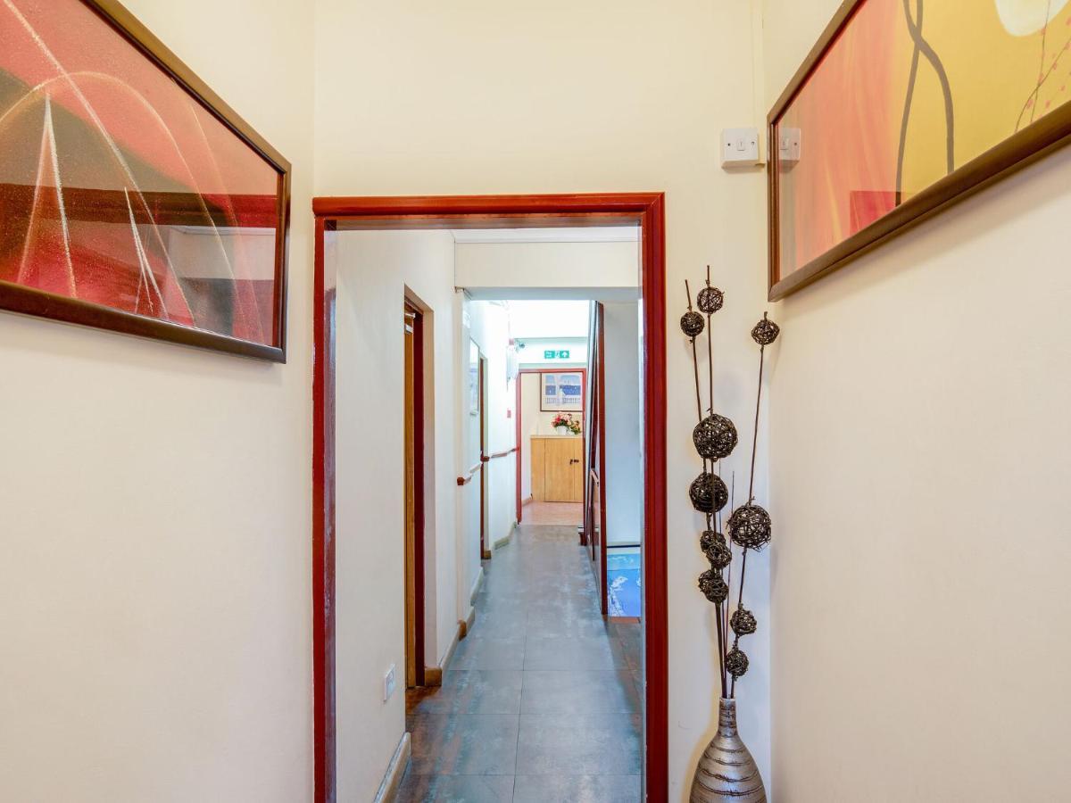 Lovely Studio In London With Patio Экстерьер фото