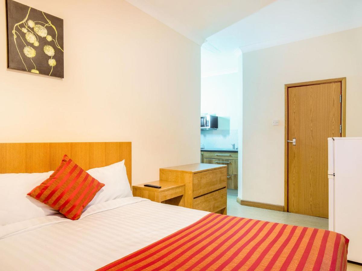 Lovely Studio In London With Patio Экстерьер фото